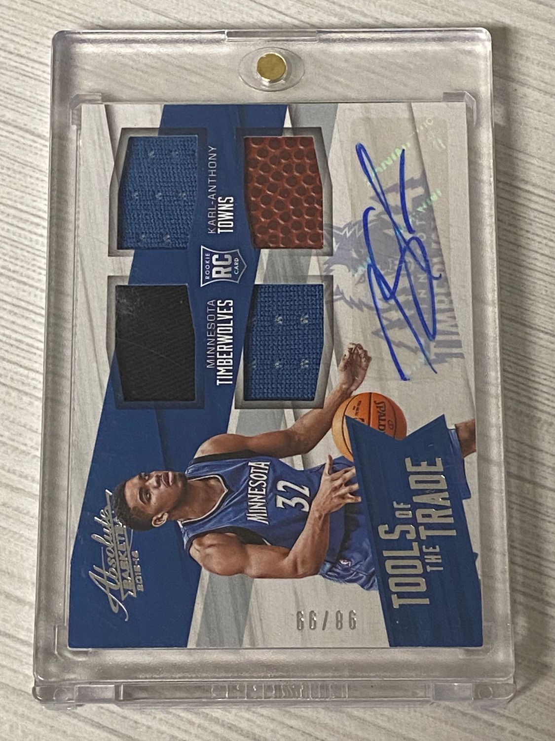 2015 Absolute Rookie Karl-Anthony Towns Minnesota Timberwolves Auto Patch #66/86