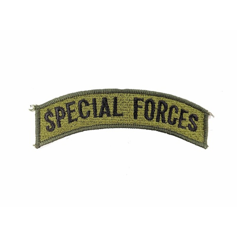 ÉCUSSON "SPECIAL FORCES" VERT LARGE