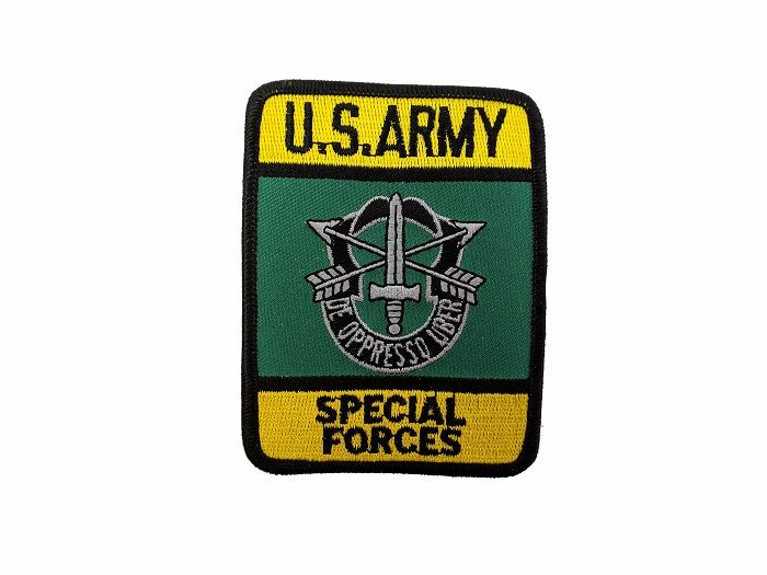 ÉCUSSON VERTICAL "US ARMY SPECIAL FORCES"
