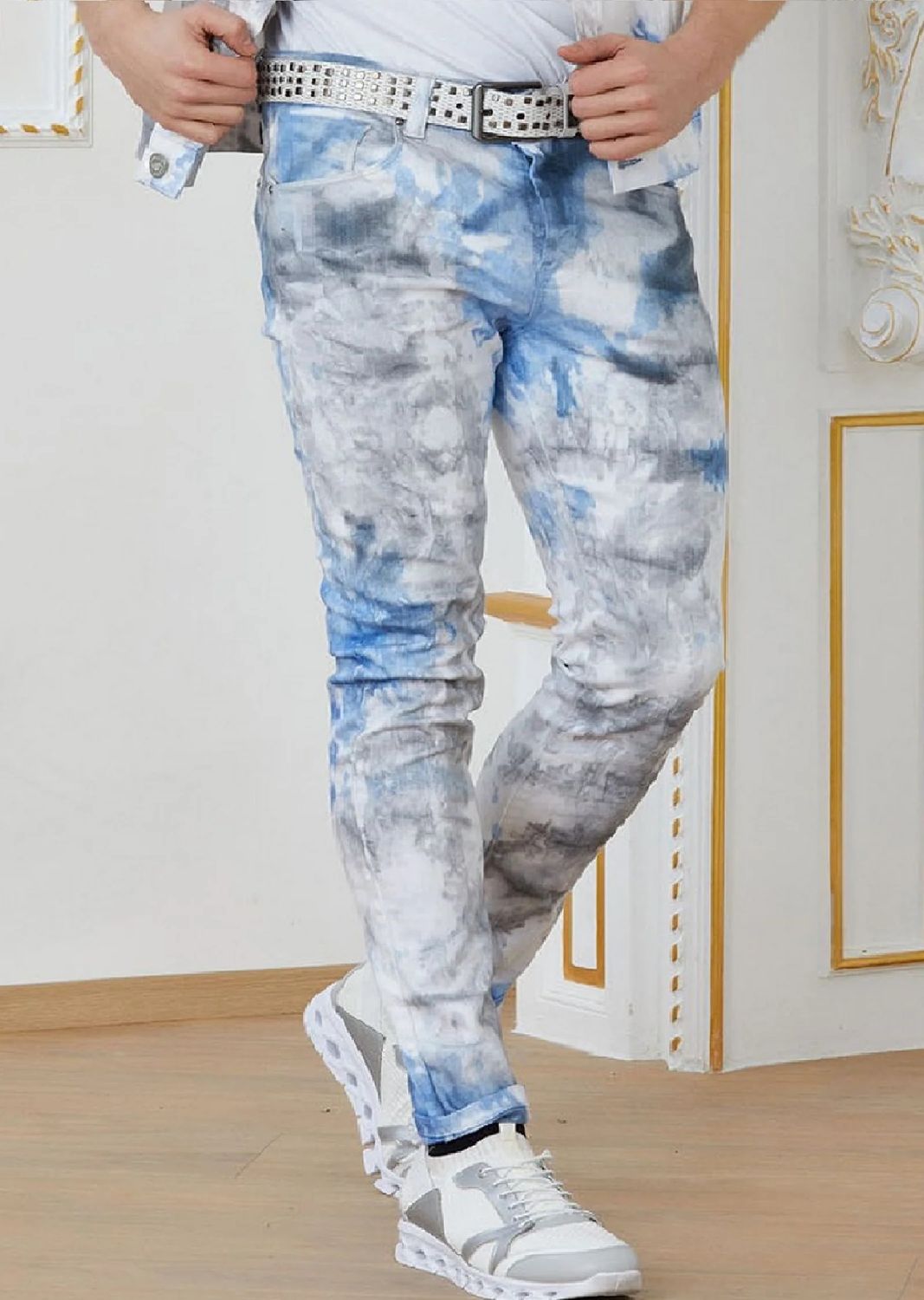 Mondo White Blue Cloud Tie-Dye Jeans