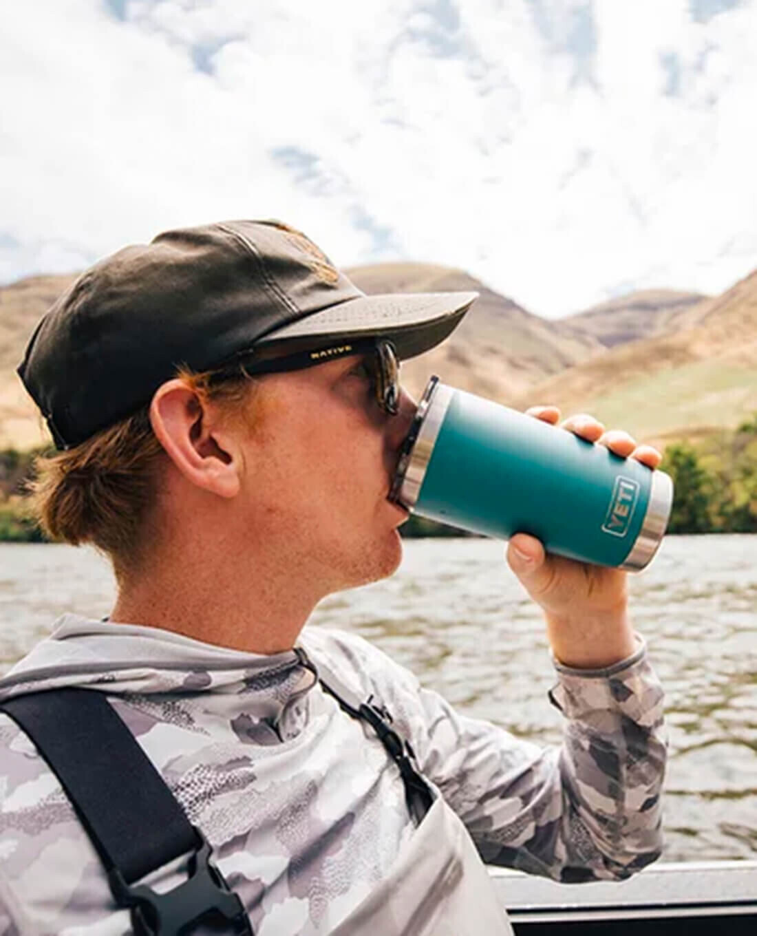 YETI RAMBLER® 20 OZ TUMBLER  WITH MAGSLIDER™ LID