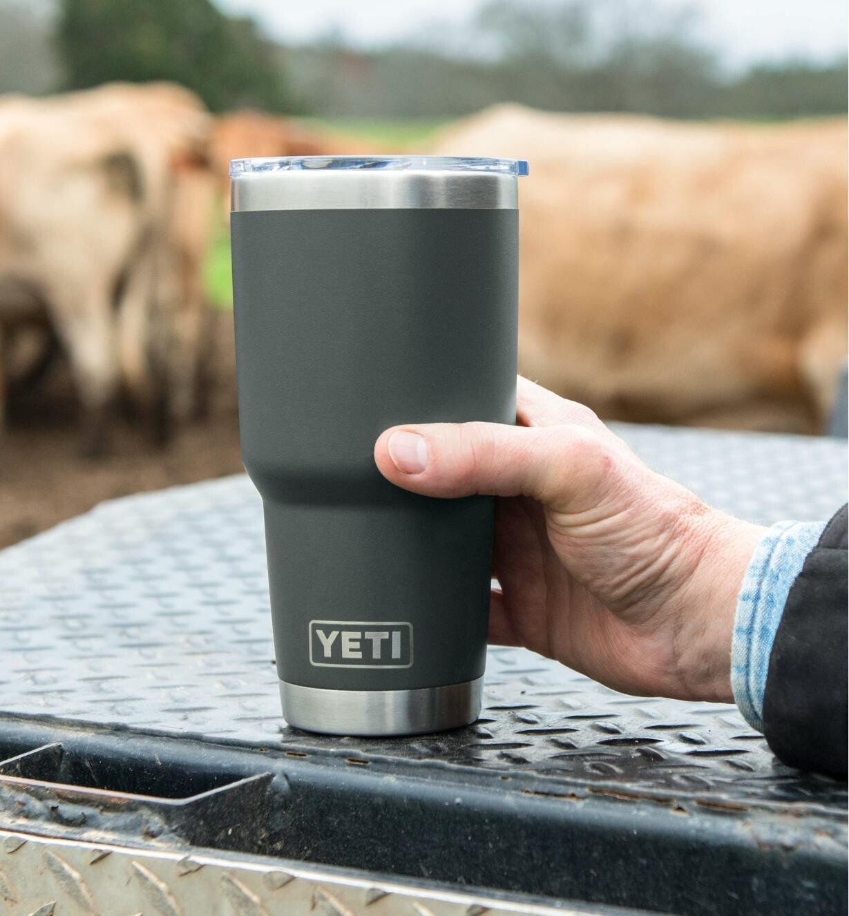 YETI RAMBLER® 30 OZ TUMBLER  WITH MAGSLIDER™ LID