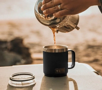 YETI RAMBLER® 10 OZ MUG CON TAPADERA MAGSLIDER™