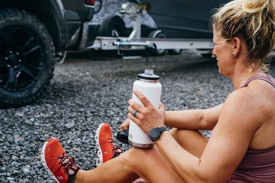 YETI RAMBLER 46 OZ BOTELLA CON  CHUG CAP