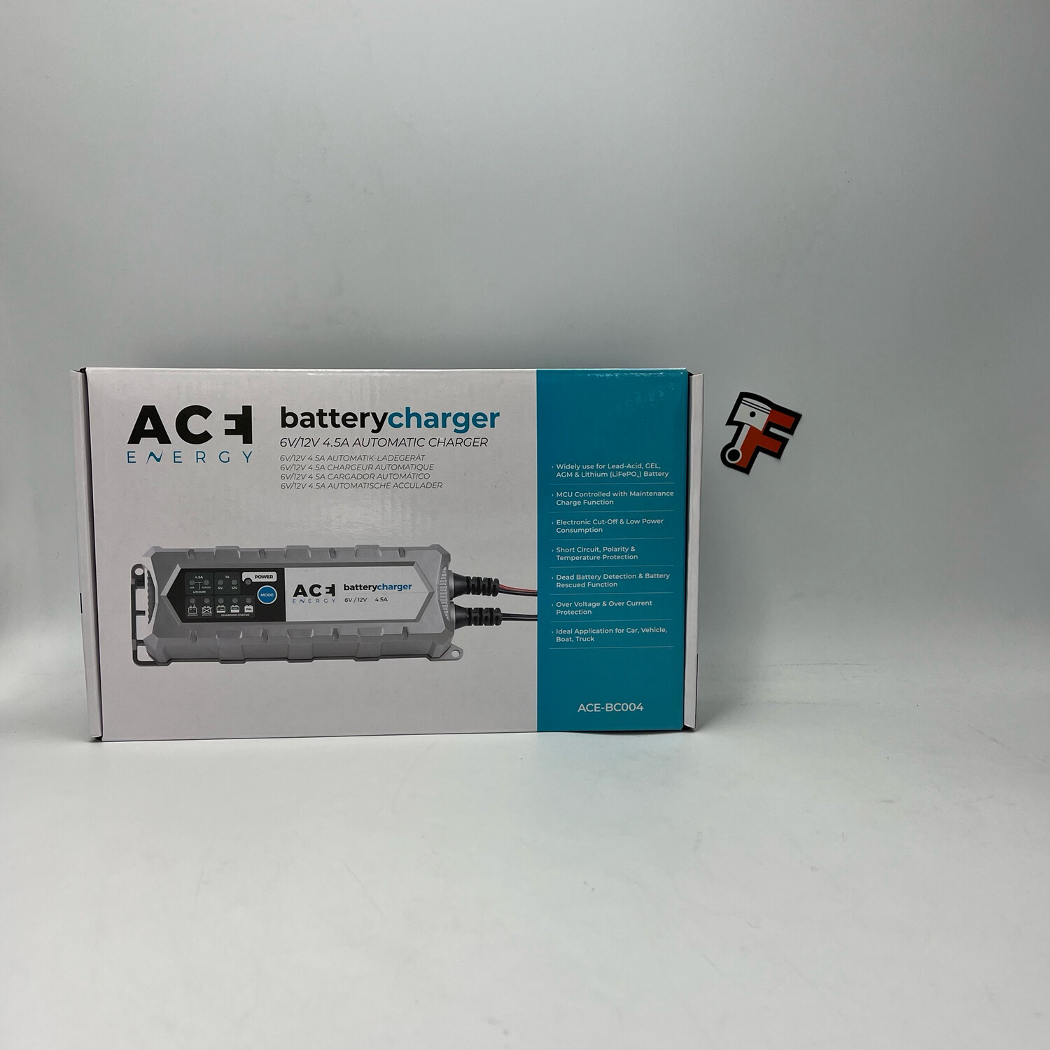 CHARGEUR DE BATTERIES INTELLIGENT 6V/ 12V 4.5A