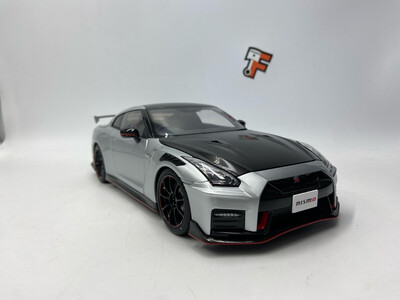 Nissan R35 GTR Nismo Special Edition Silver 2022