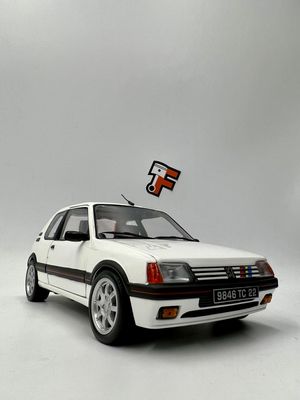 Peugeot 205 GTI 1.9 PTS Blanc 1989