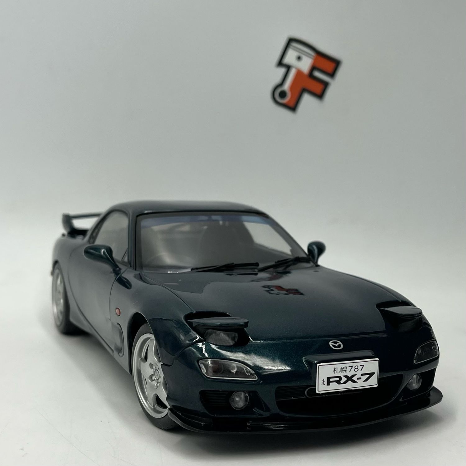 Mazda RX-7 Type RS (FD35) RHD Bleu