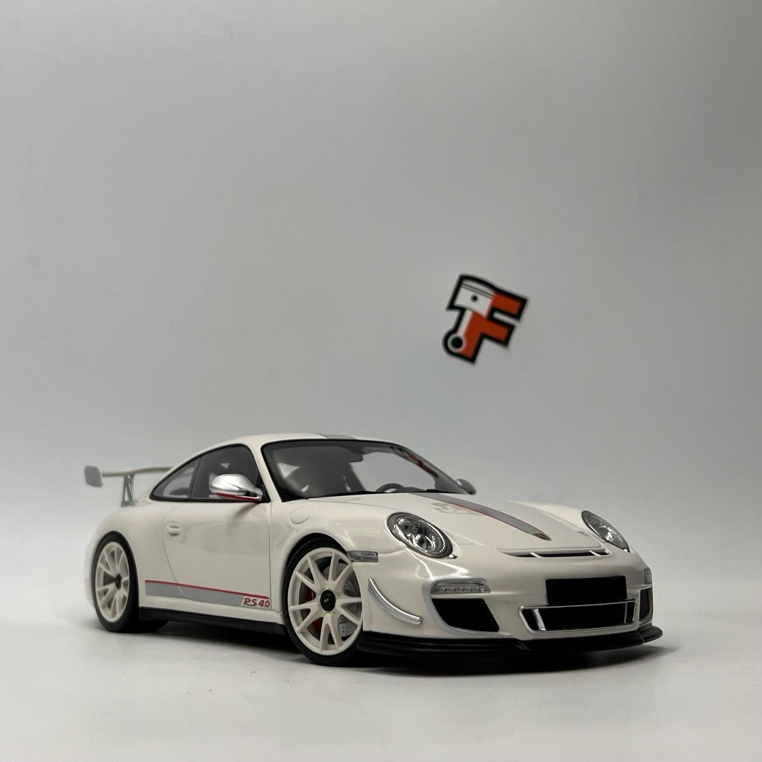 Porsche 911 GT3 RS 4.0 White 2011