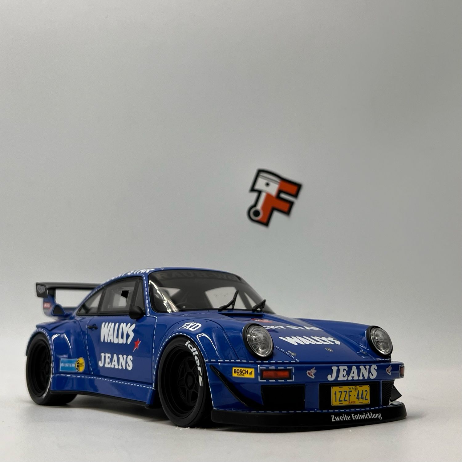 Porsche 911 964 RWB Osho Blue