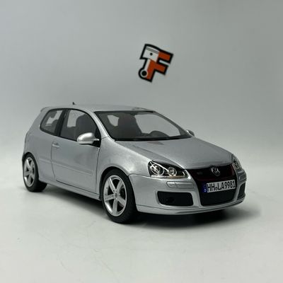 Golf V GTI Pirelli Silver 2007