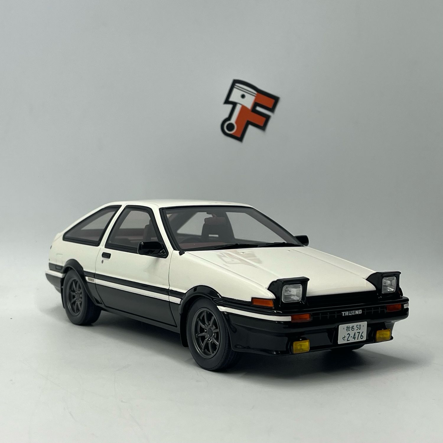 Toyota Sprinter Trueno AE86 GT-APEX Panda 1985