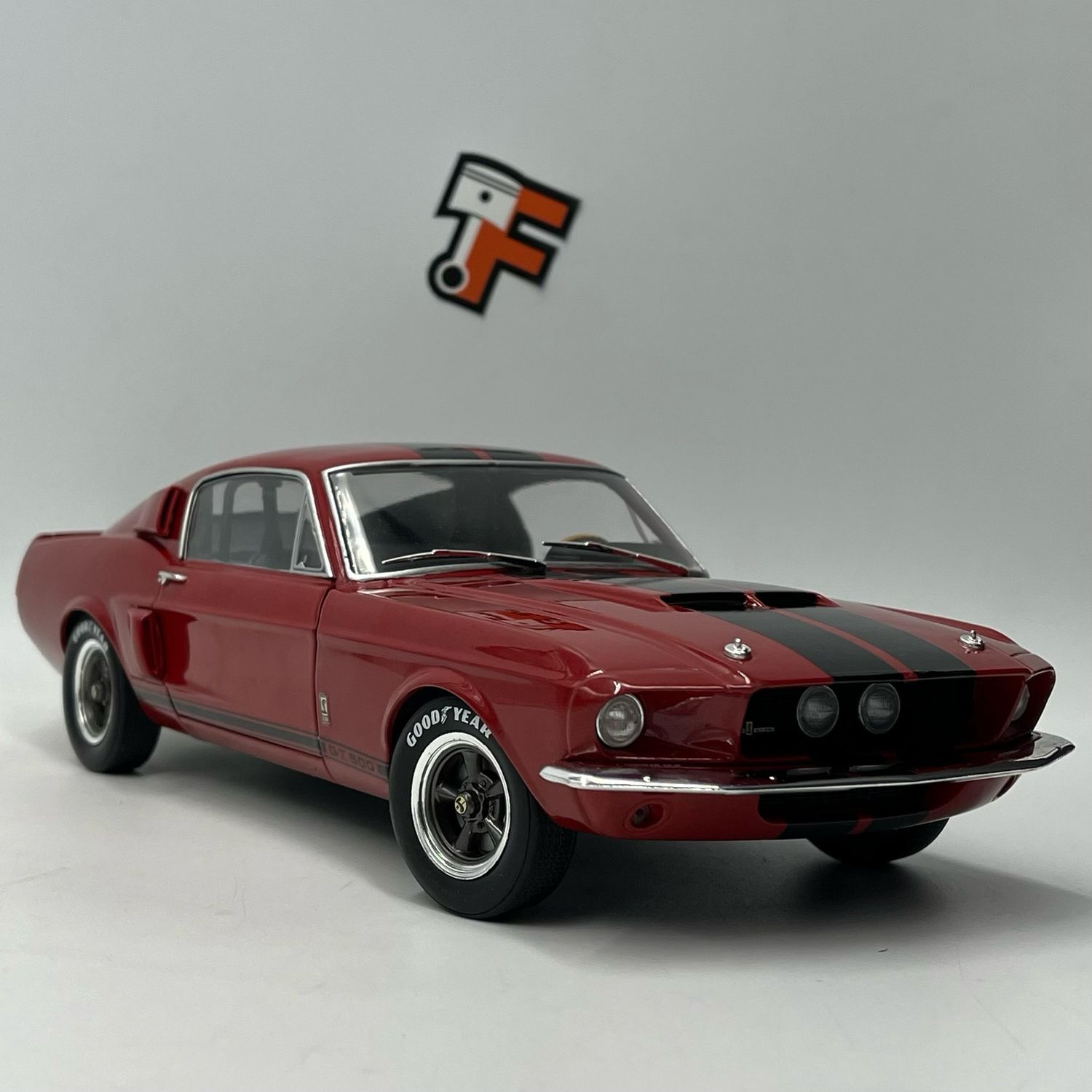 Shelby GT500 Rouge 1967 1/18