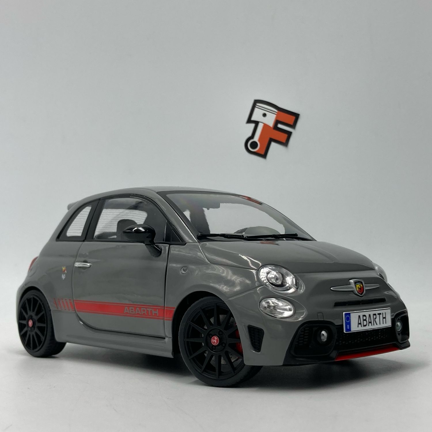 Fiat Abarth 695 XSR Yamaha Record Grey 2022