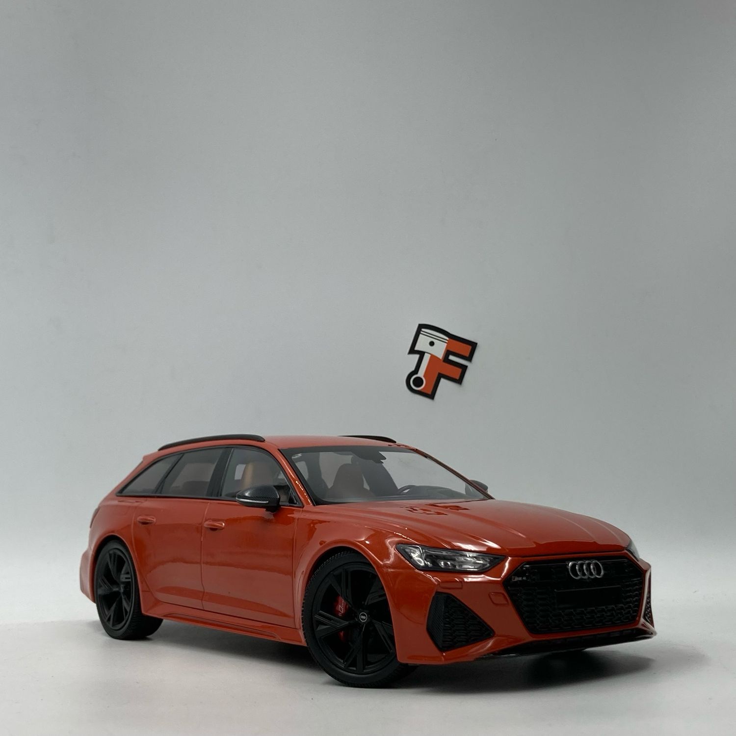 Audi RS6 C8 Avant Orange Metallic 2019