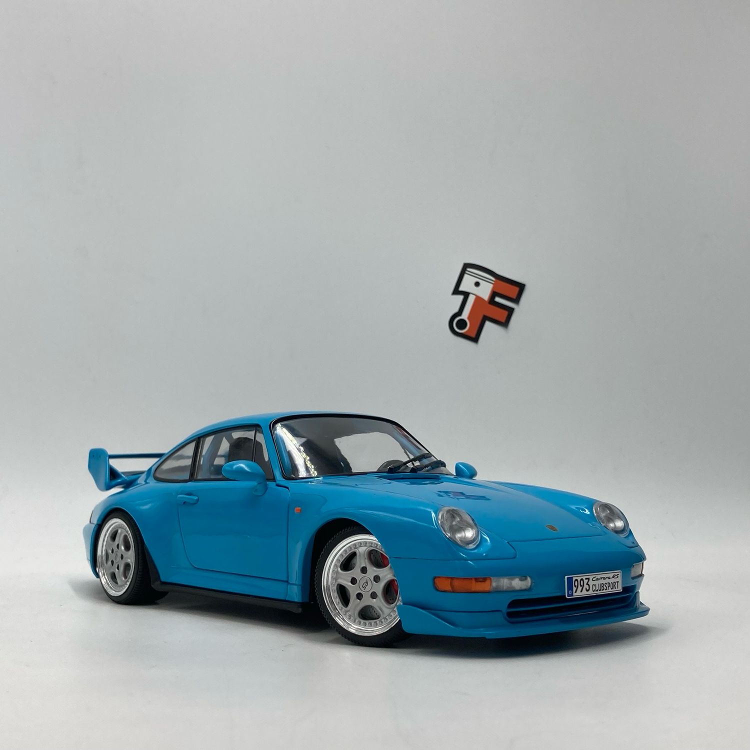 Porsche 911 993 ClubSport Riviera Blue 1997