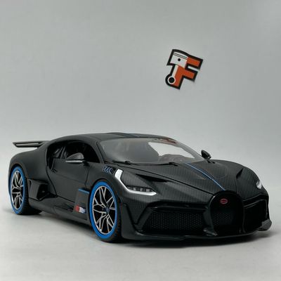 Bugatti Divo Carbon Version 50th Bburago Anniversary