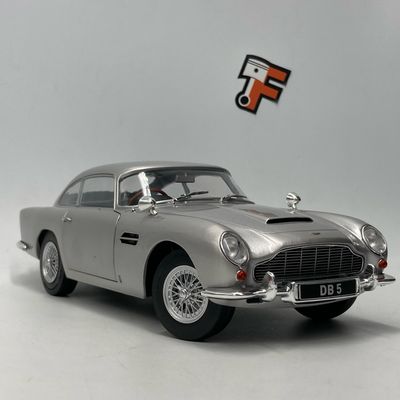 Aston Martin DB Silver Birch 1964