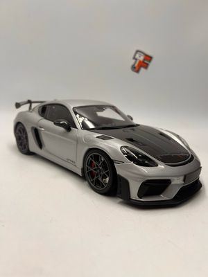 Porsche Cayman GT4 RS 2024 - Silver Metallic Weissach Package