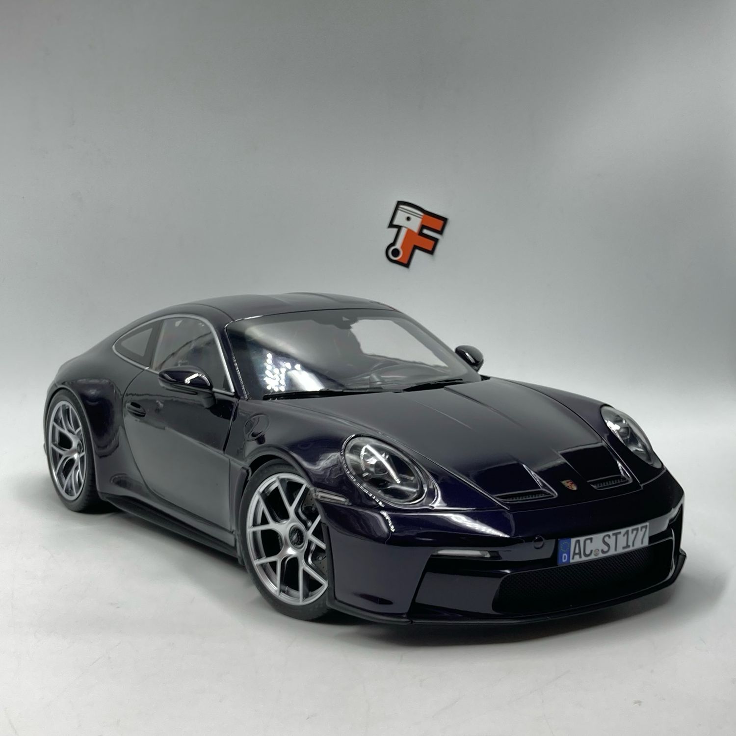 Porsche 911 992 S/T 2023 Viola Métal