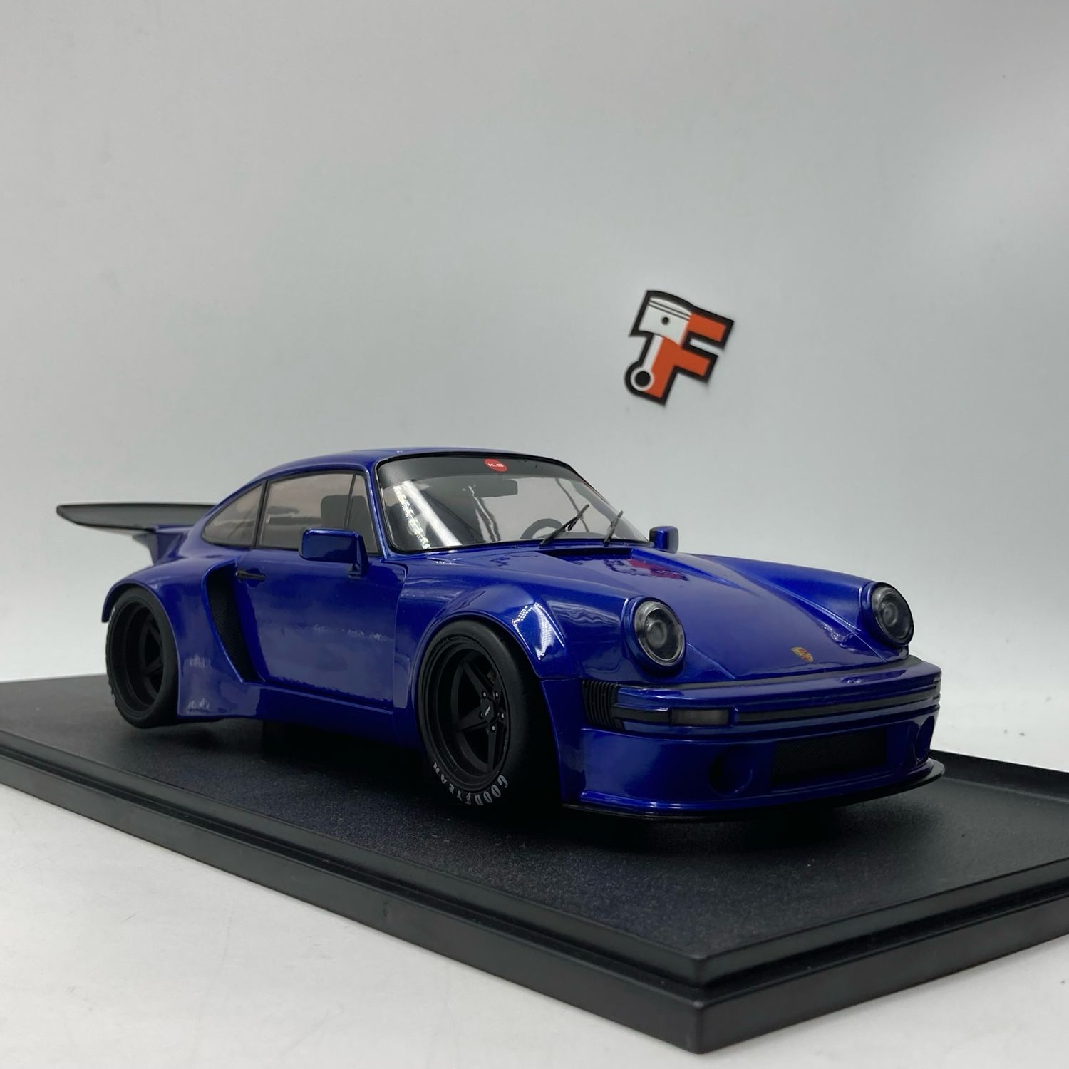 Porsche 911 KS-R Blue 2024