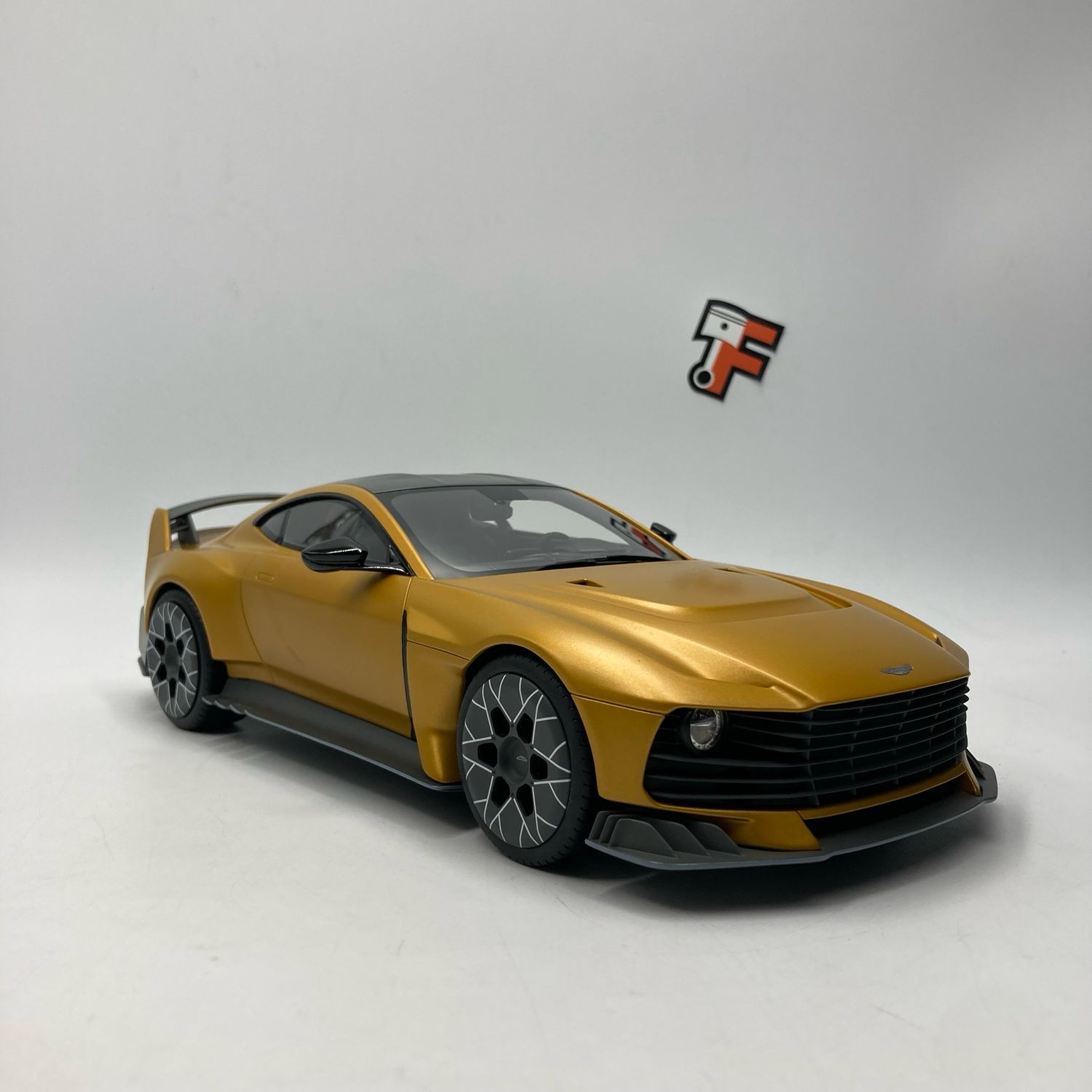 Aston Martin Valiant 2024 Gold