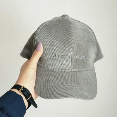 CASQUETTE VELOURS CÔTELÉ GRIS