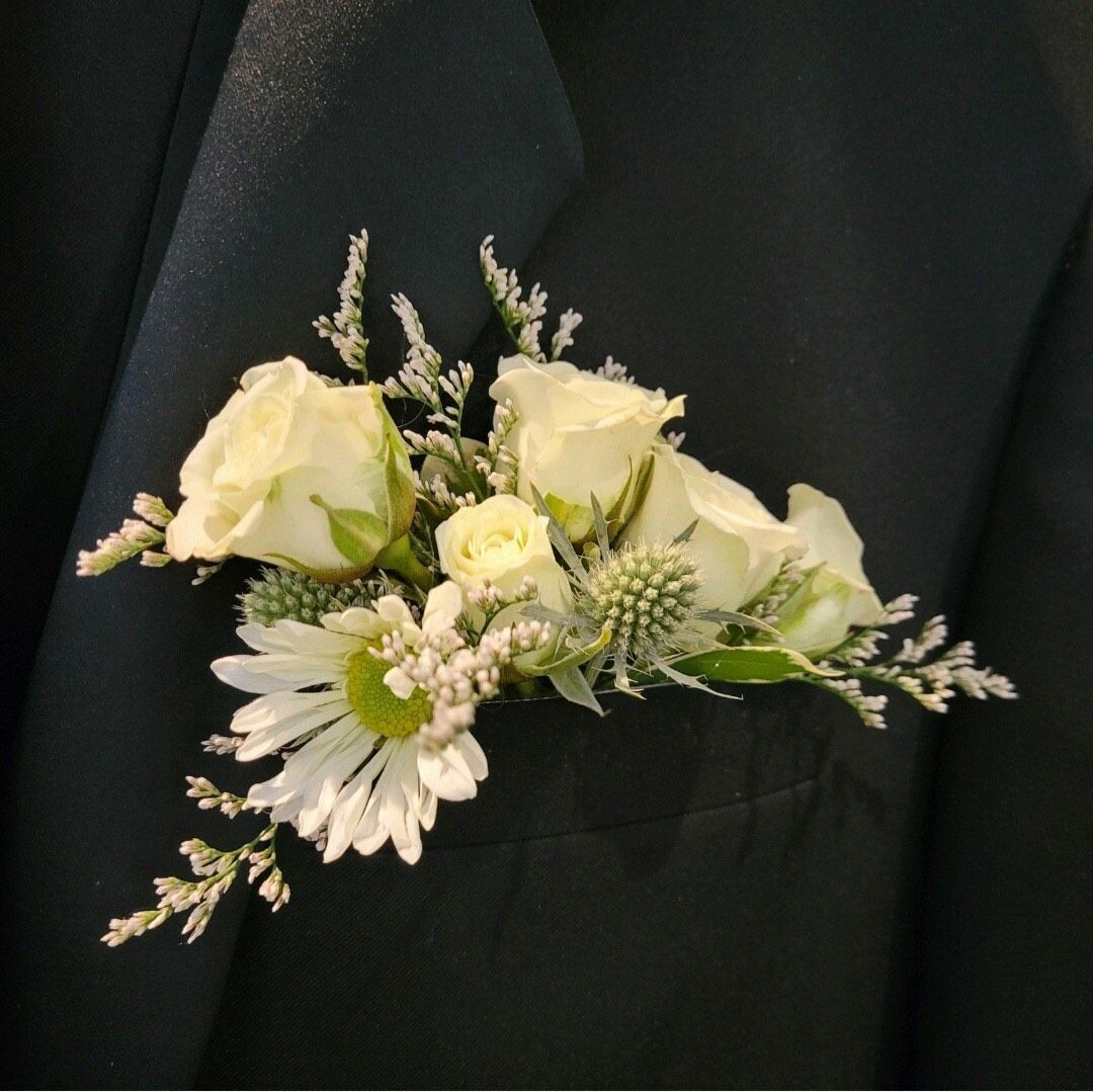 Elopement Elegant: Pocket Square