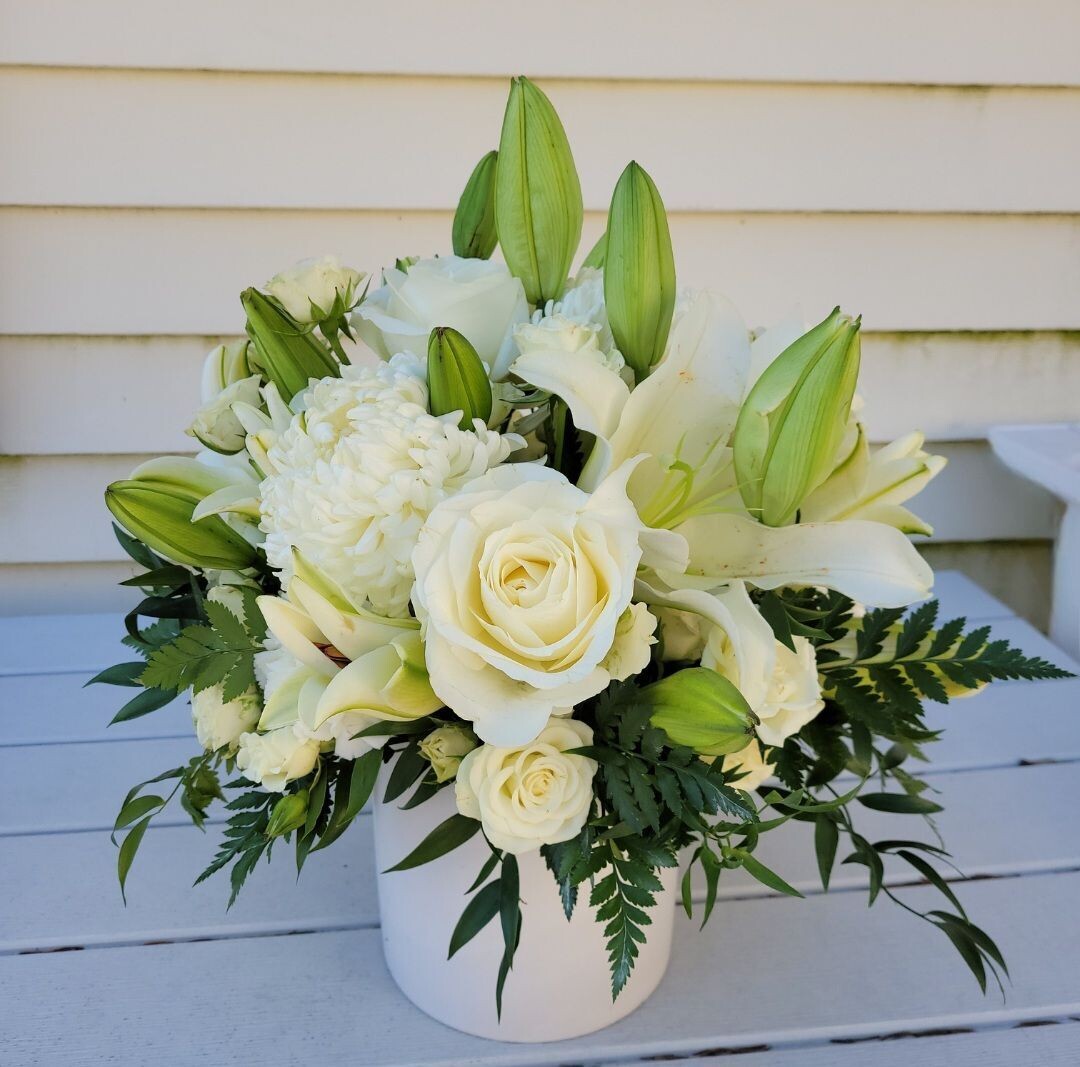 Eternal Serenity: All White Sympathy Arrangement