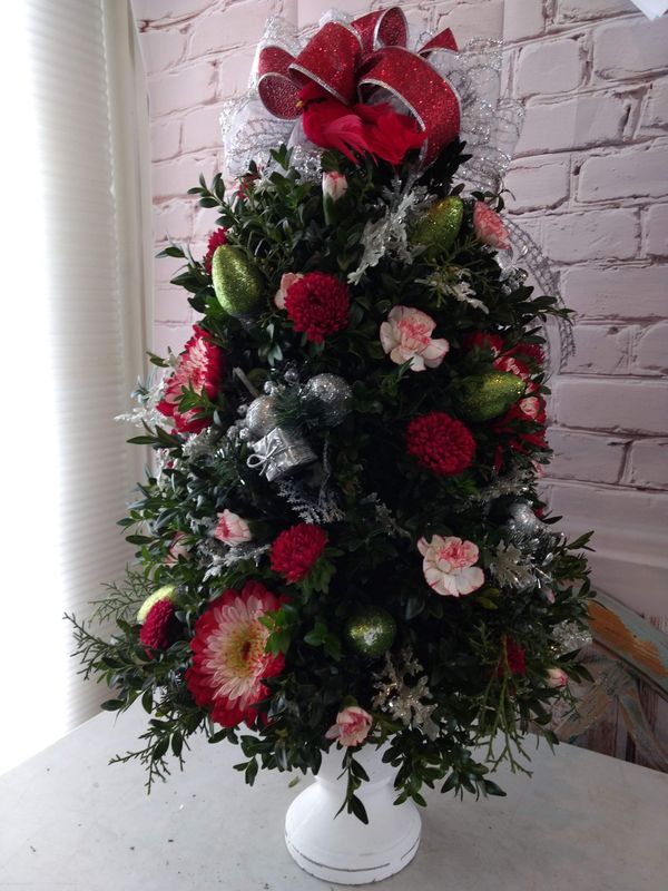 Festive Floral Christmas Tree