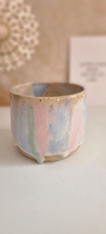 Becher Pastellfarben 