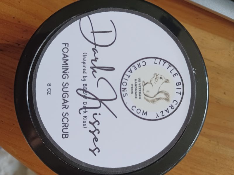 8oz DARK KISSES FOAMING SUGAR SCRUB