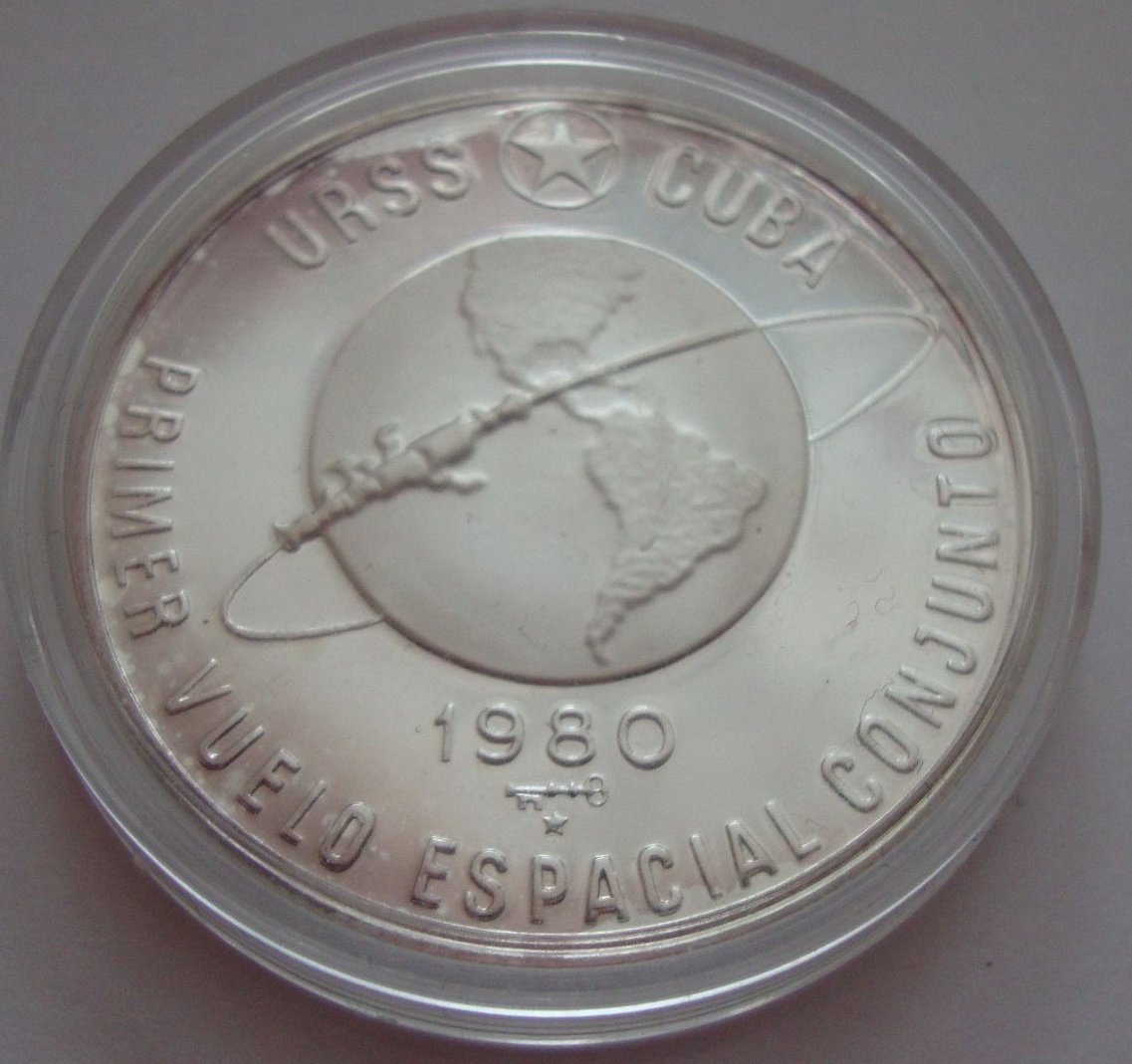 Cuba. 1980. 10 pesos. Series: First Joint Space Flight. -#1. First Soviet - Cuban Space Flight. Globe. 0.999 Silver. 0.5782 Oz ASW. 18.0g. BU. KM#50. UNC. Mintage: 10,000