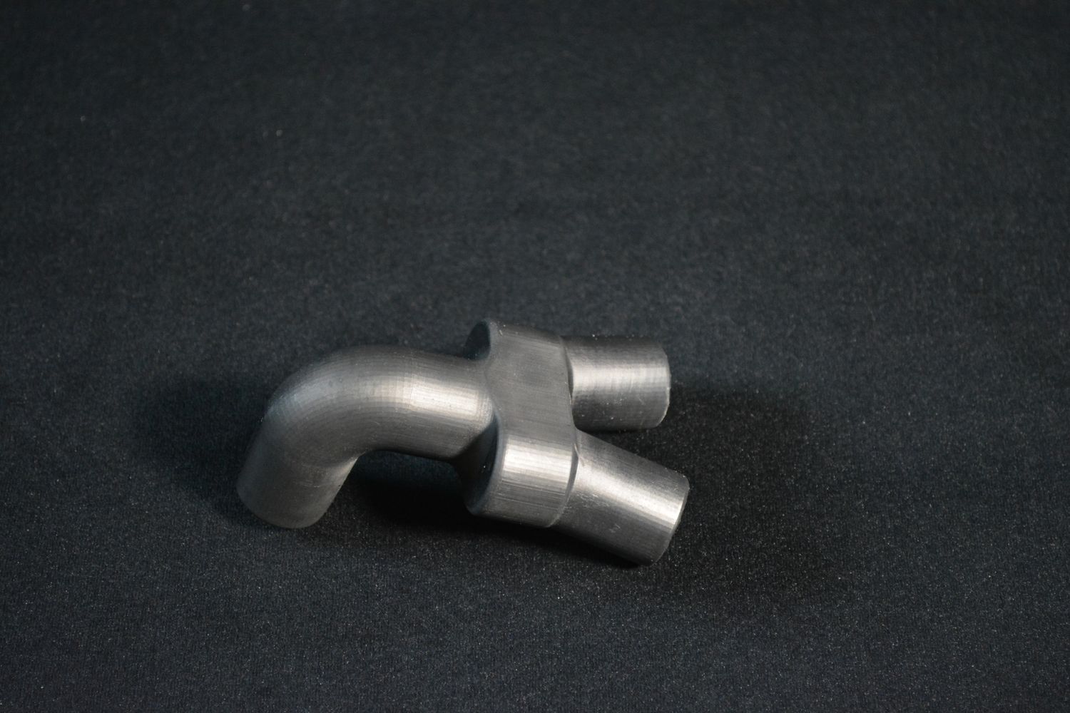 Curved Y - no monitoring port