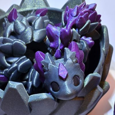 Amethyst the Dragon fidget-18 inches, includes Dragon Egg