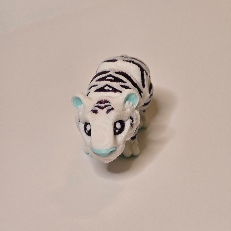 Tanya the White Tiger Fidget-2.5 inch