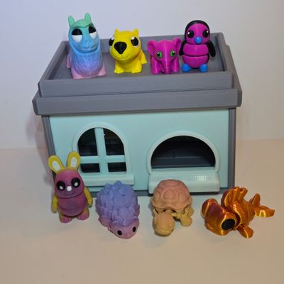 Small Pet House with Choice of Fidget Pet