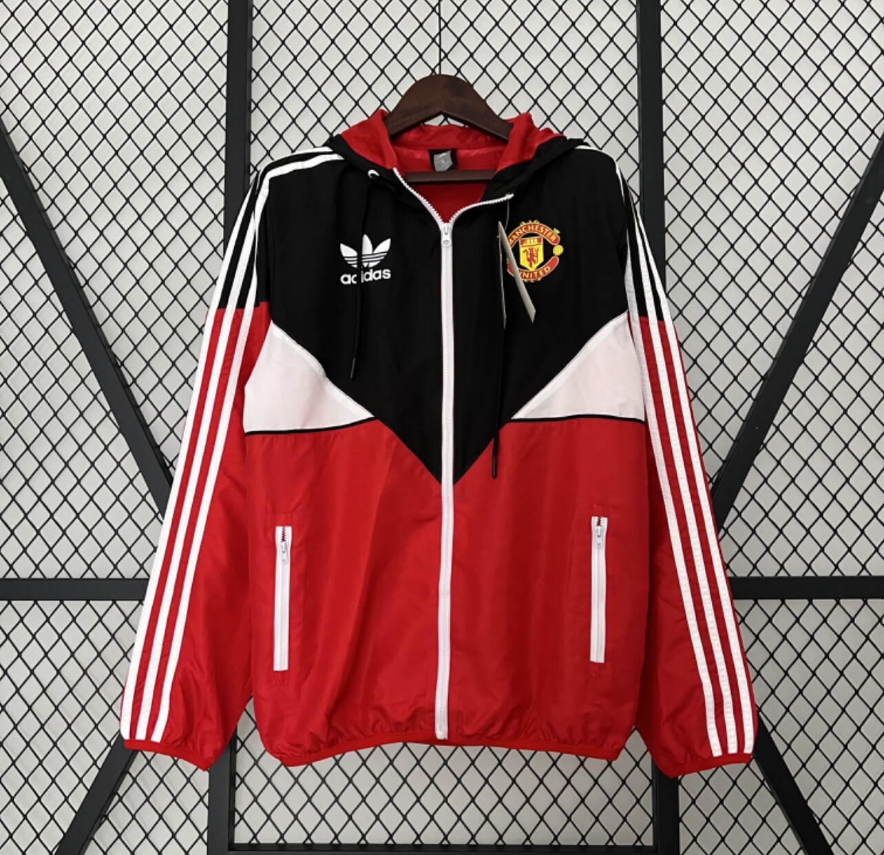 Manchester United 2023/24 Windbreaker