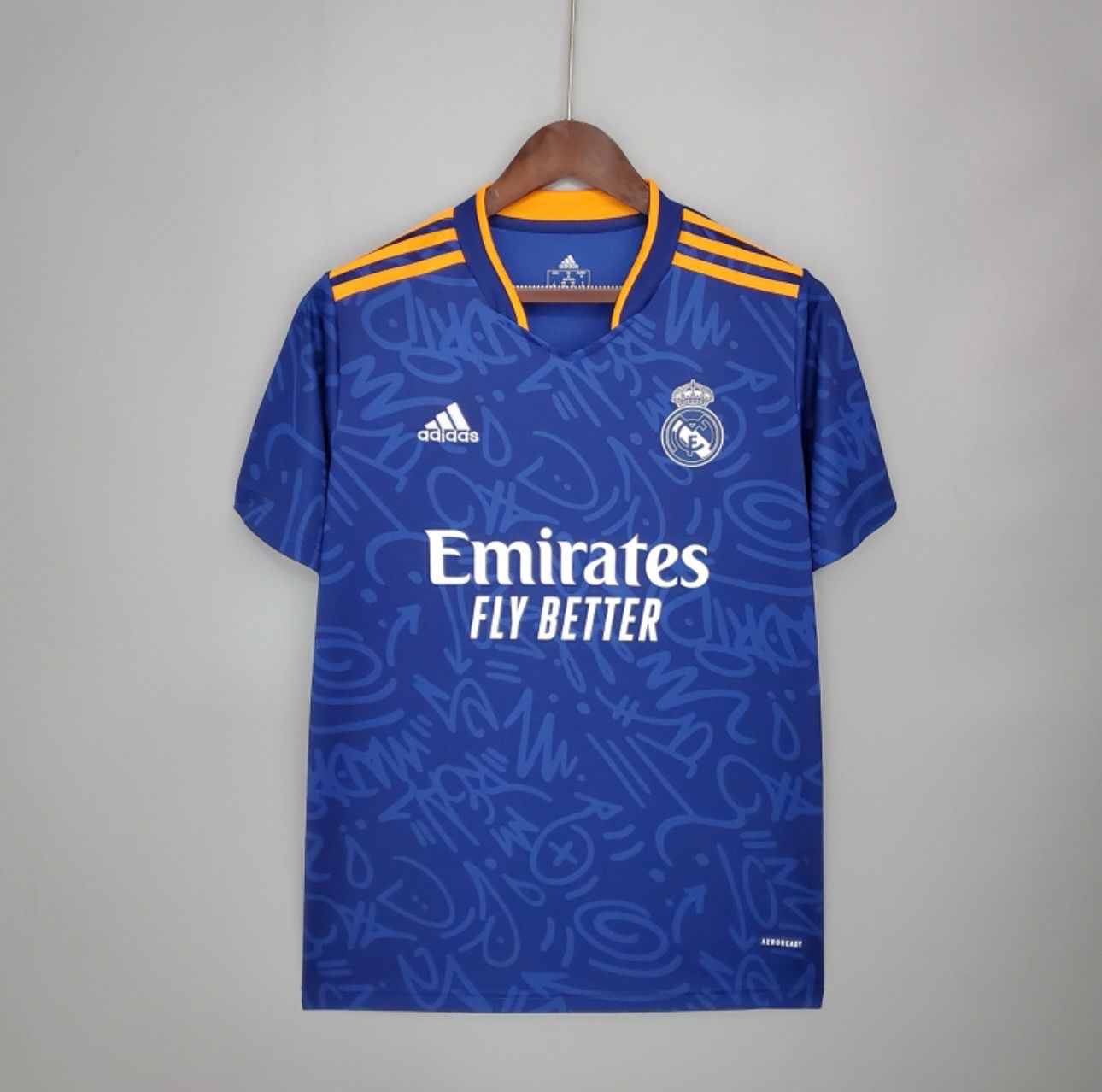 Real Madrid 2021/22 Away Retro Kit