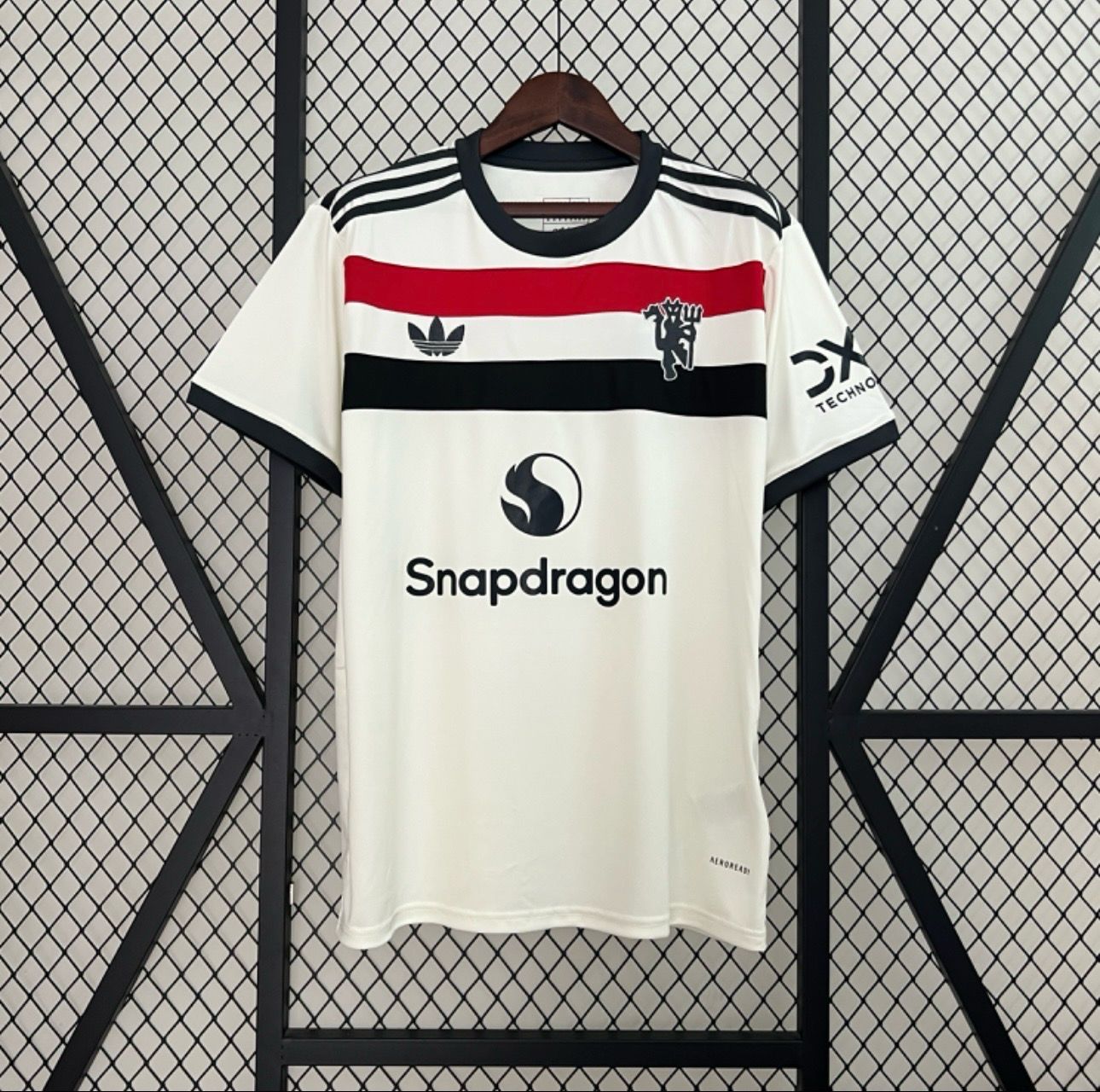 Manchester United 2024/25 Third Kit