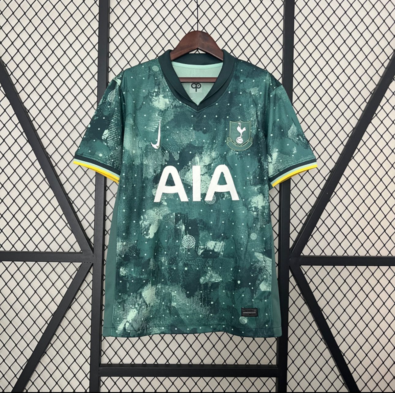 Tottenham Hotspur 2024/25 Third Kit