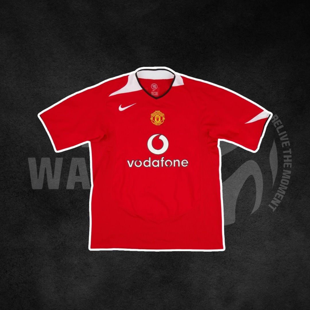 Manchester United 2004/06 Home Retro Kit