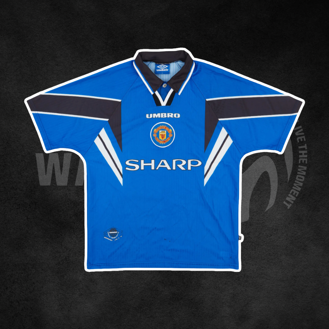 Manchester United 1996/97 Away Retro Kit