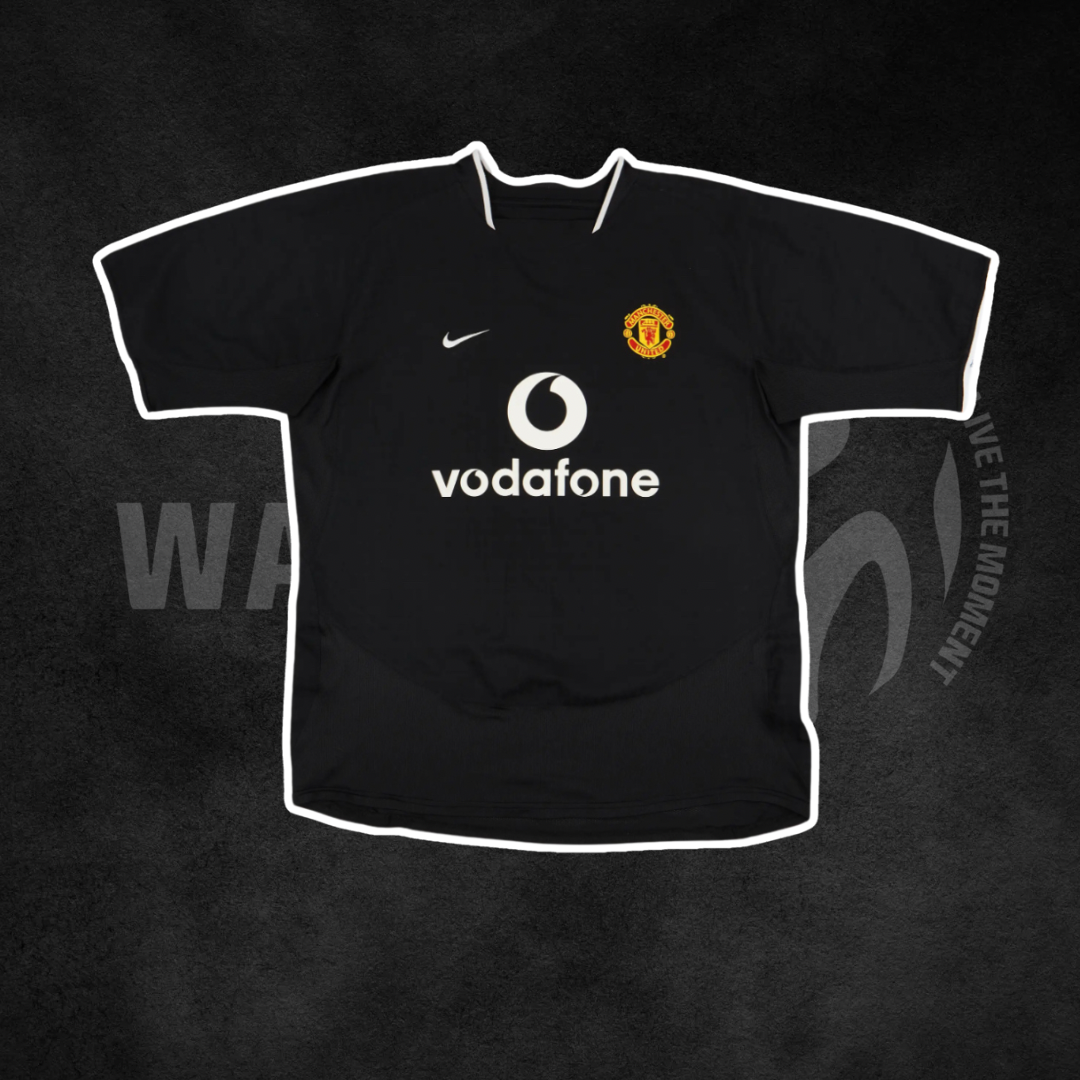 Manchester United 2003/04 Away Retro Kit