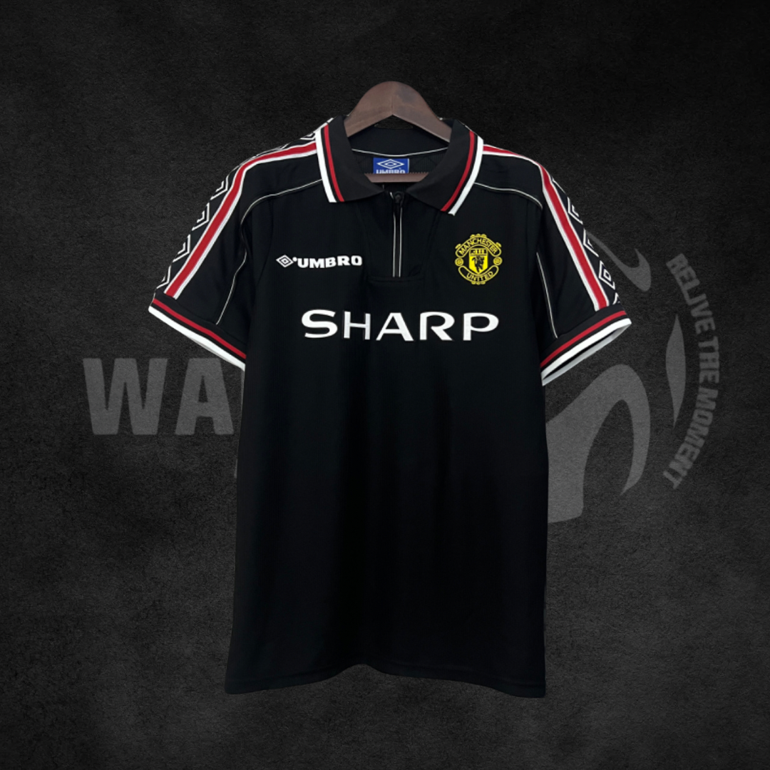 Manchester United 1998/99 Special Edition Retro Kit