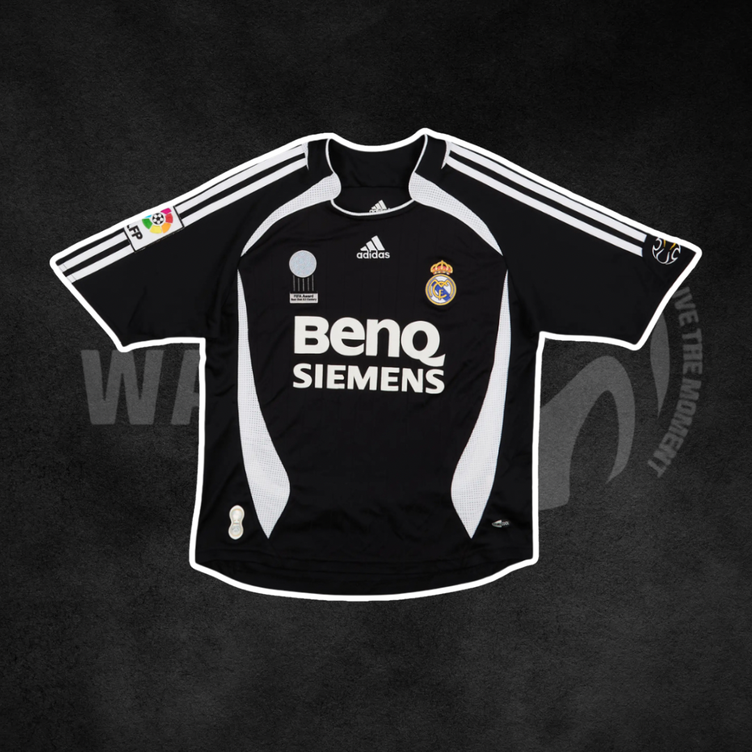 Real Madrid 2006/07 Third Retro Kit