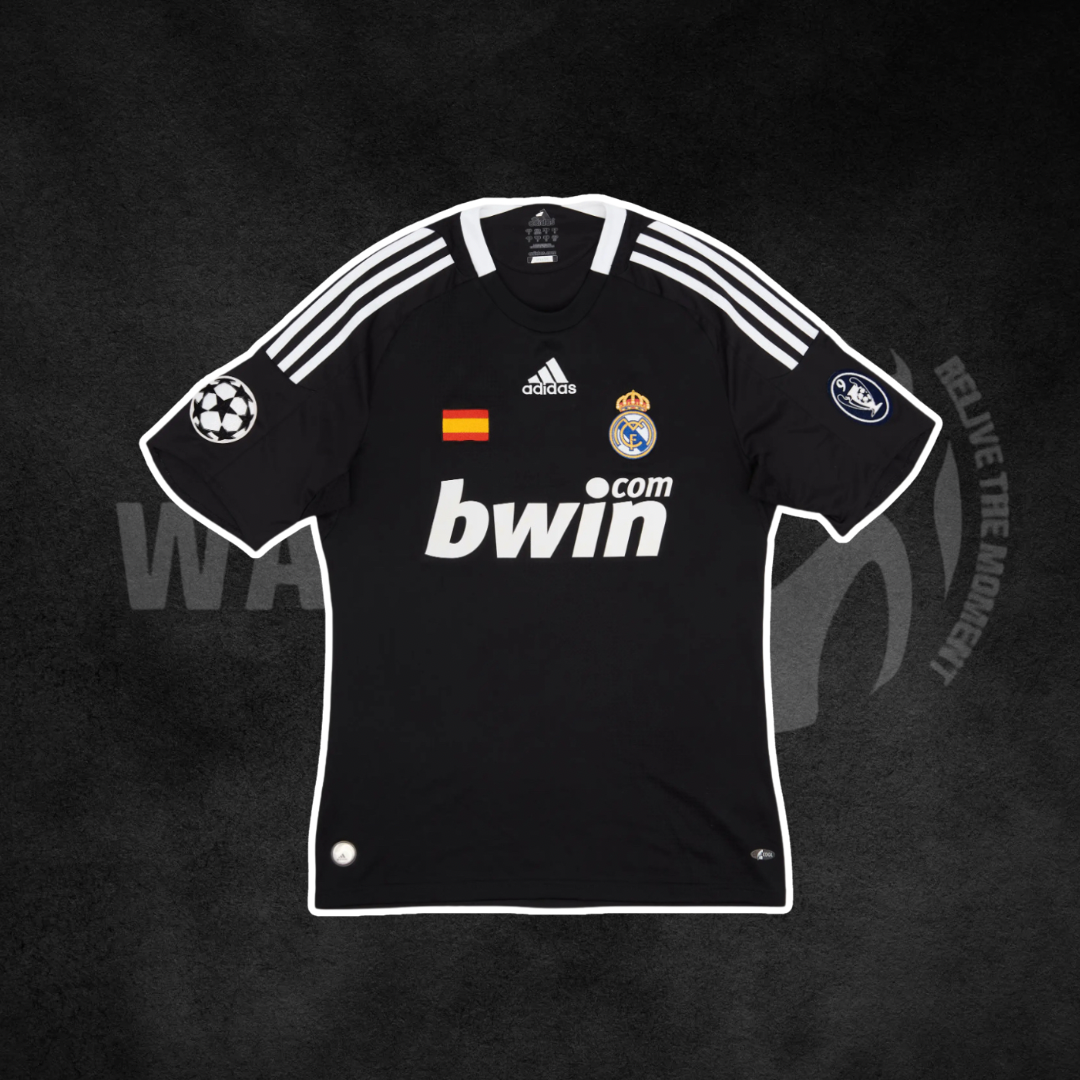 Real Madrid 2008/09 Away Retro Kit