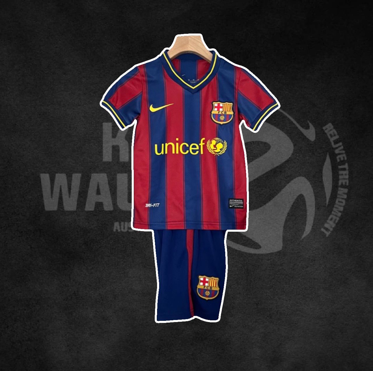 FC Barcelona 2009/10 Home Retro Kids Kit
