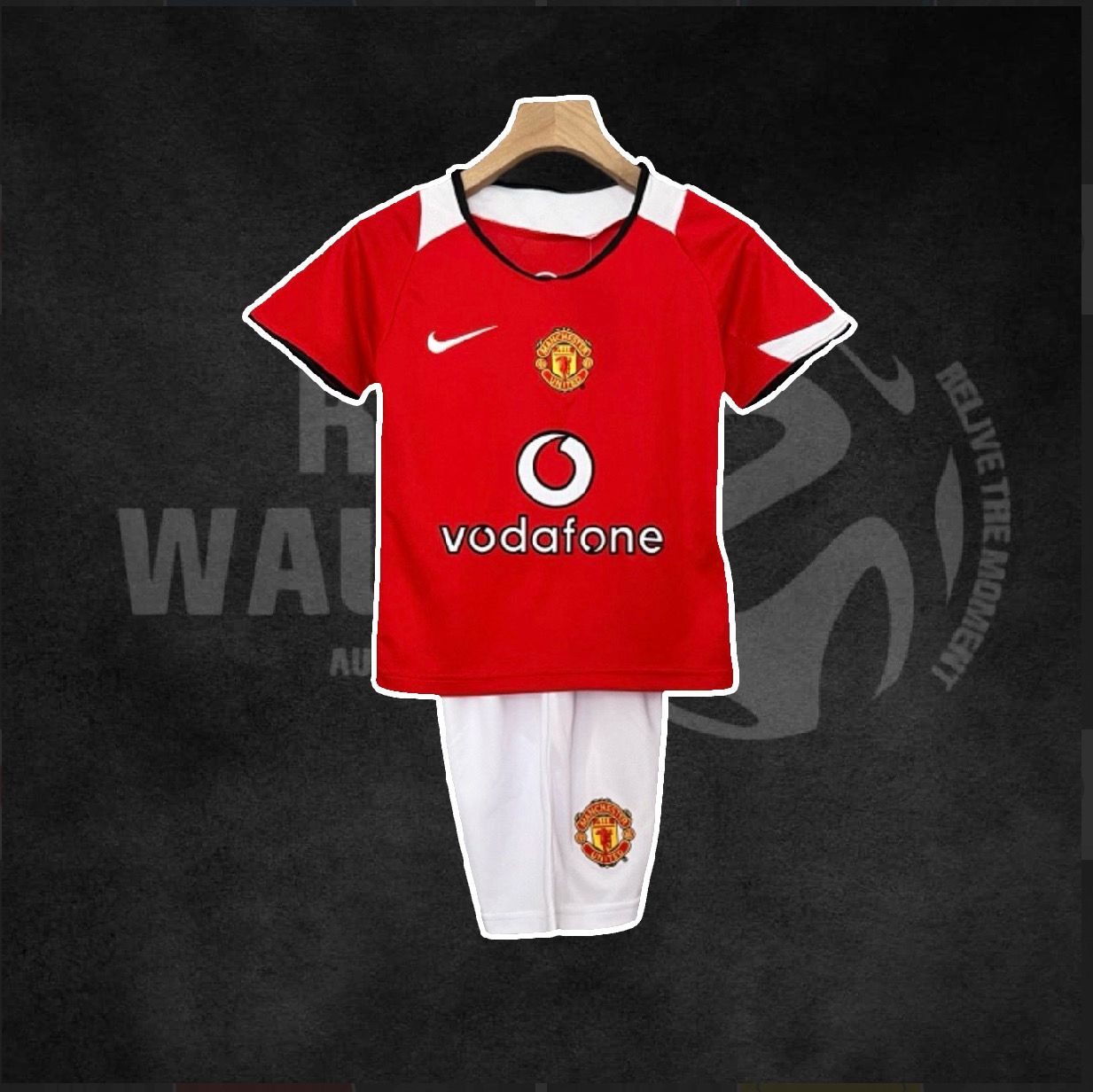 Manchester United 2005/06 Home Retro Kids Kit
