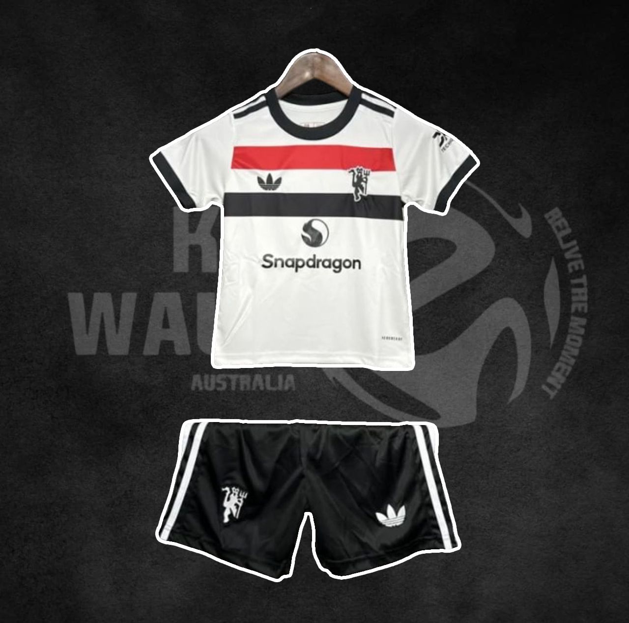 Manchester United 2024/25 Third Kids Kit